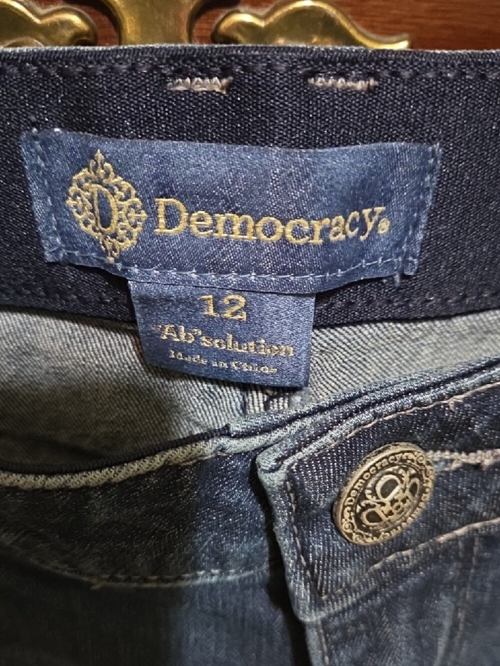 Democracy Women's Skinny Jeans in Medium Blue Wash - Picture 2 of 5